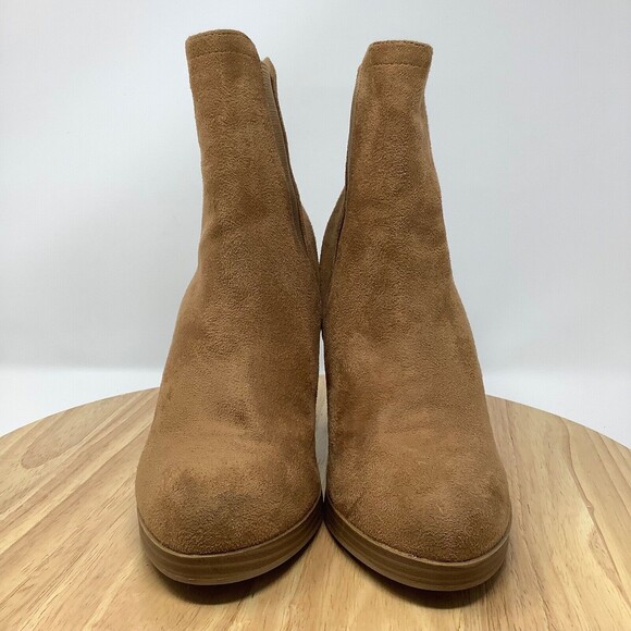 Wild Diva Brown Faux Suede Block Heel Ankle Boots Women's 7.5 - Picture 3 of 11